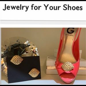 Gold Shoe Jewelry Clips. GOF05